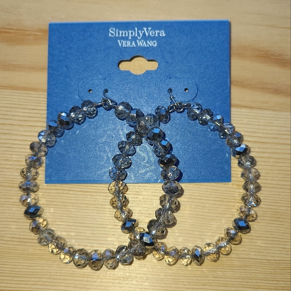 ๐HP๐ NWT SimplyVera Vera Wang Silver & Clear Beaded Hoop Earrings - Picture 3 of 4